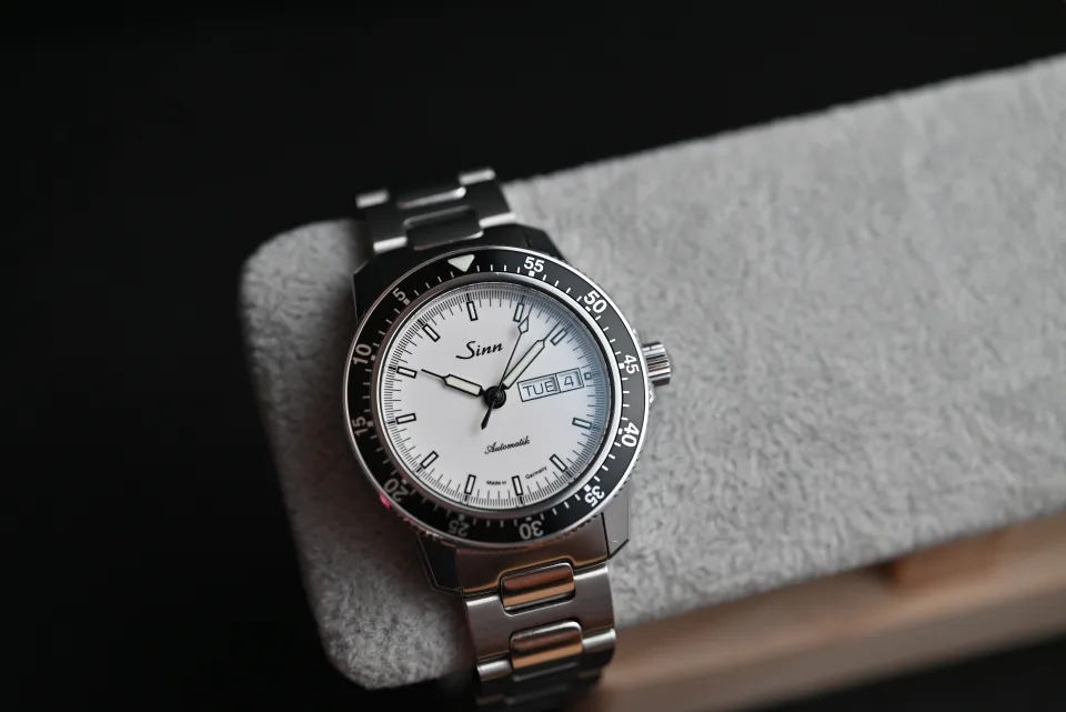 Sinn 104 St Sa I W miniatura