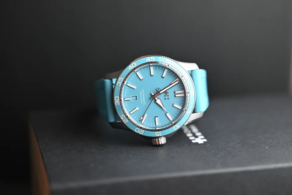 Christopher Ward c60 Trident pro 300 miniatura