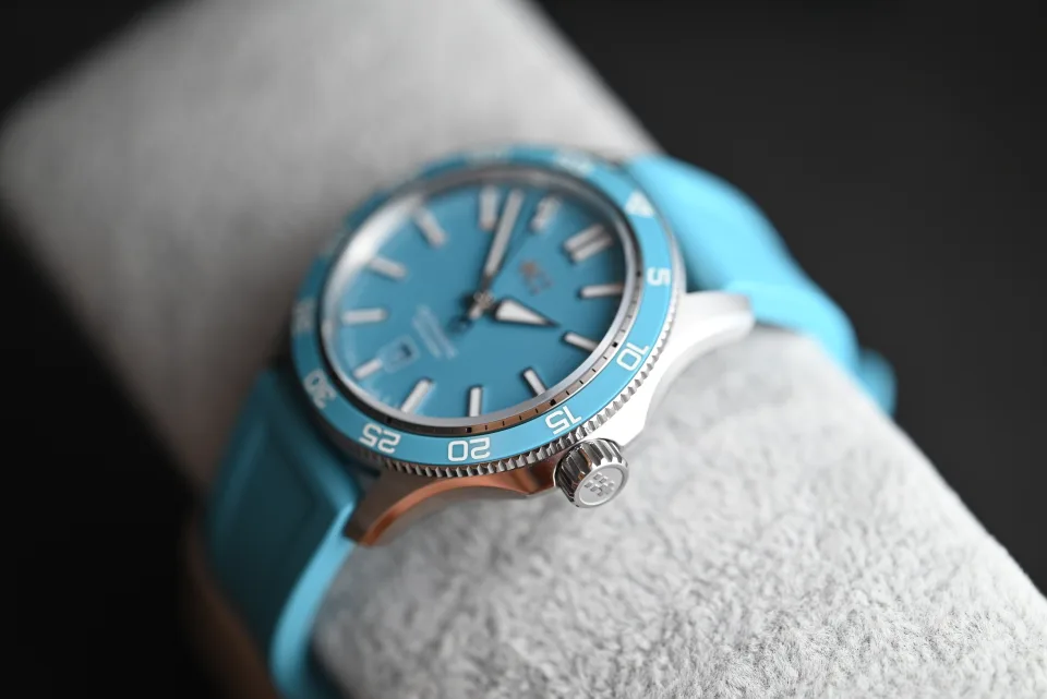 Christopher Ward c60 Trident pro 300 miniatura