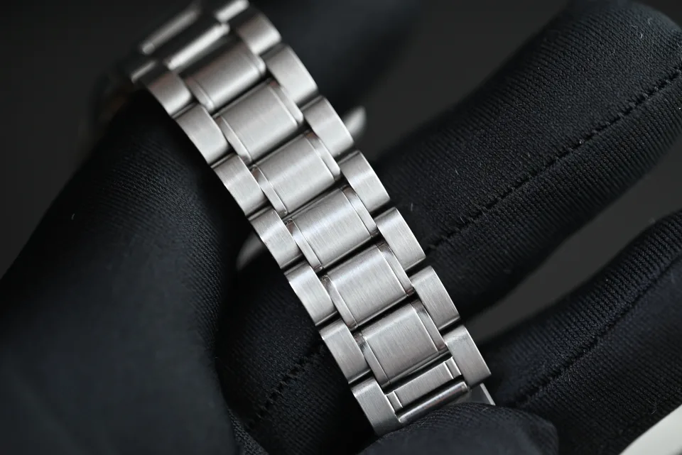 Omega Speedmaster Date 39 mm miniatura