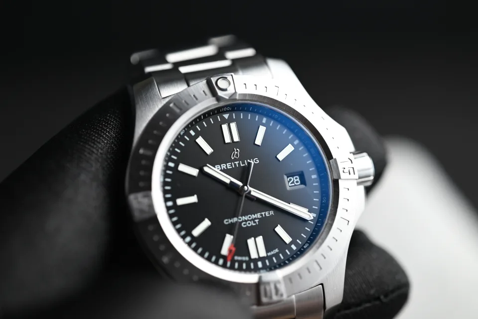 Breitling Colt 44