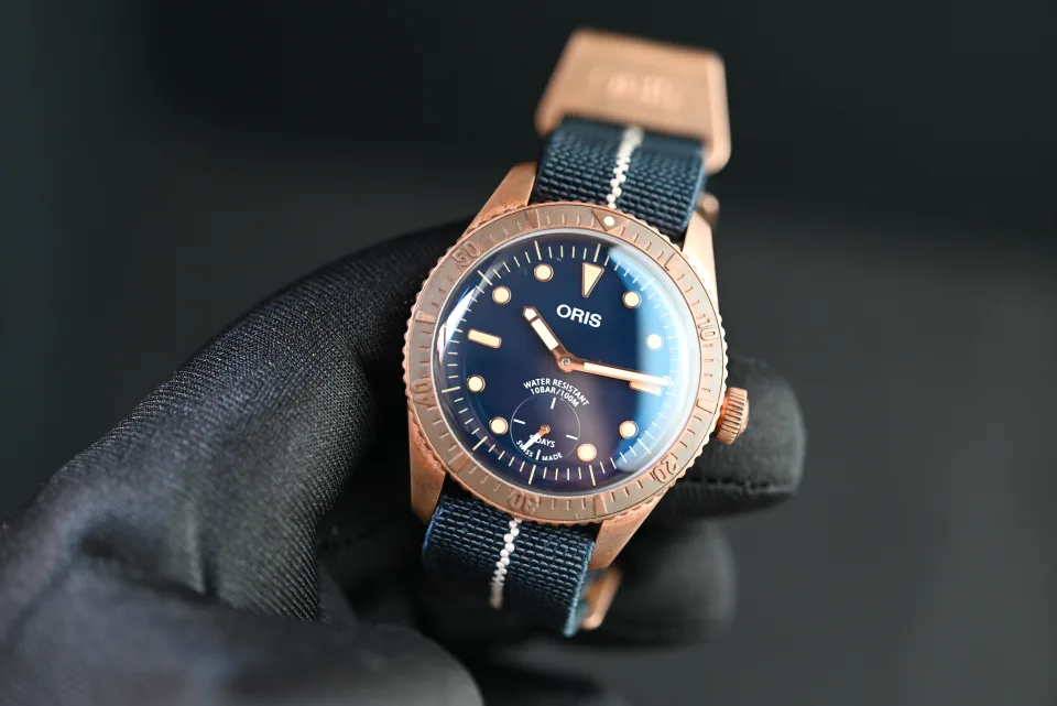 Oris Carl Brashear Calibre 401 Limited Edition miniatura