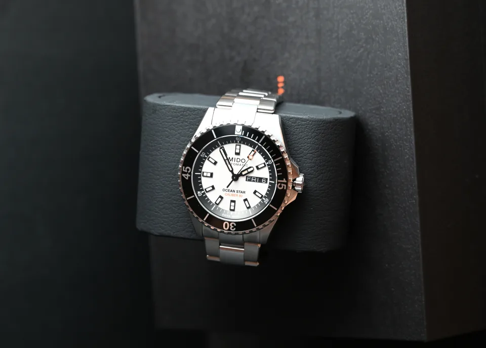 Mido Ocean Star 200 Caliber 80