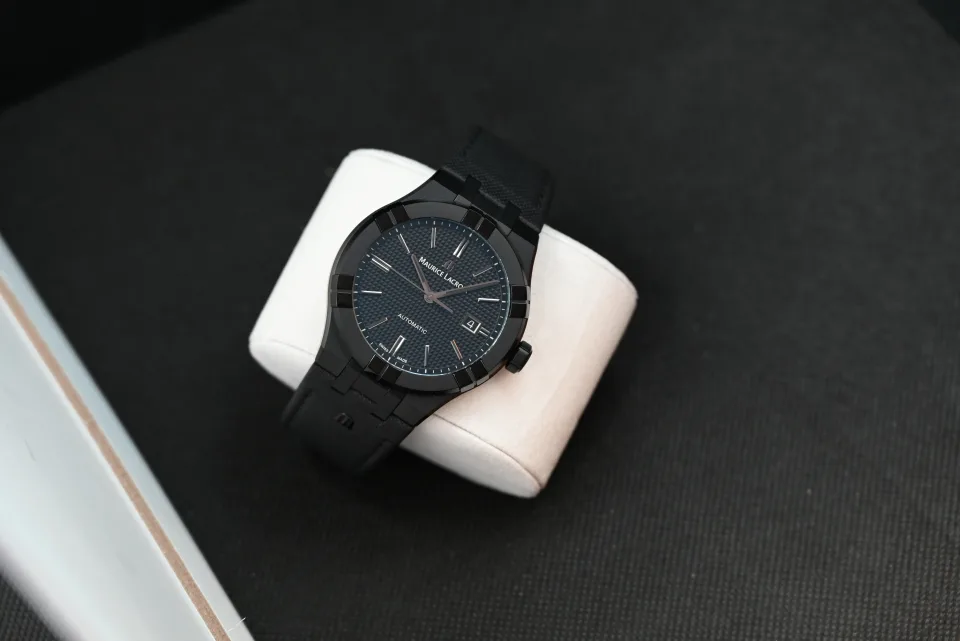 Maurice Lacroix AIKON Automatic Gunmetal PVD Limited Edition AI6008-PVB00-330-2 miniatura